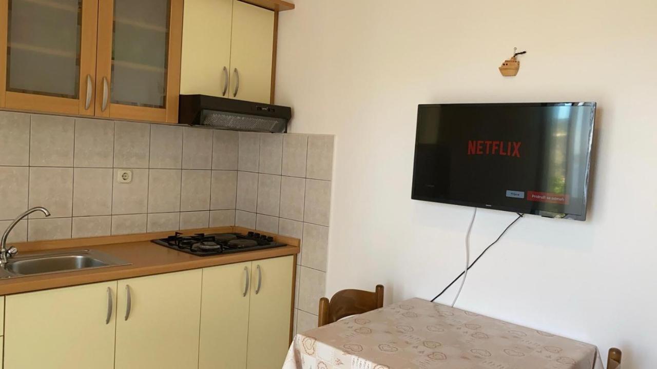 The Ana Apartments Komiza Exterior photo