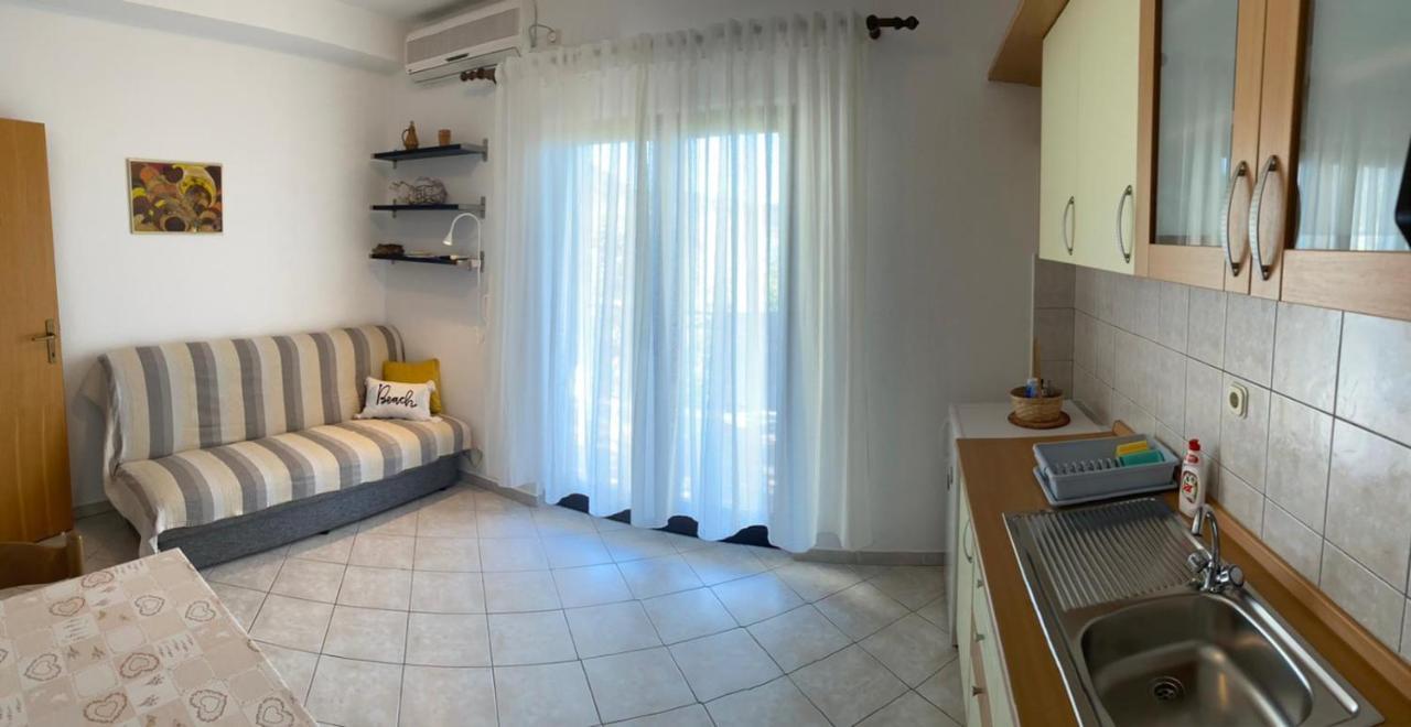 The Ana Apartments Komiza Exterior photo