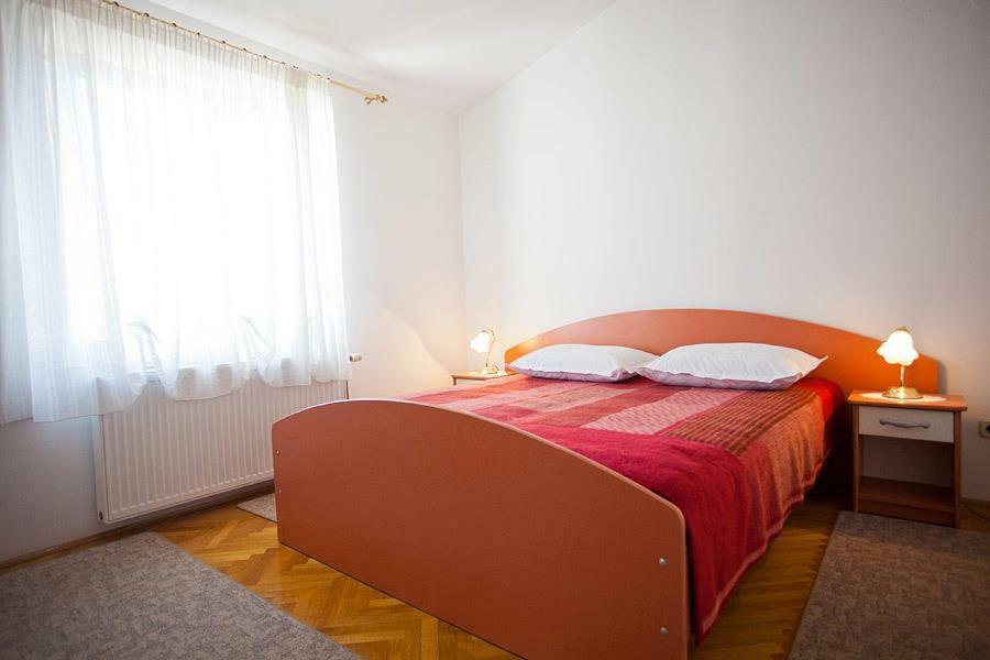 The Ana Apartments Komiza Exterior photo